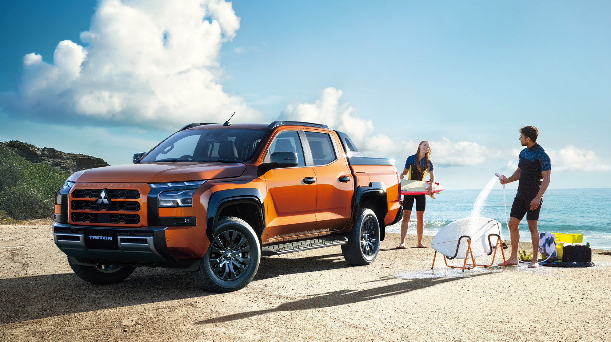 三菱自動車 TRITON