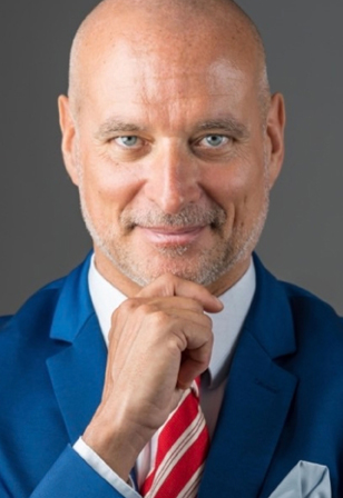 Riccardo B.