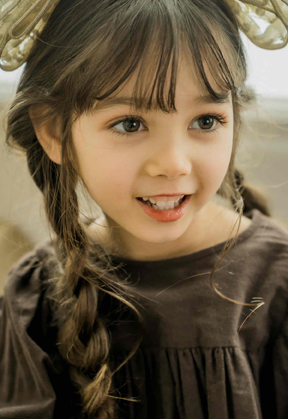 Mia H.