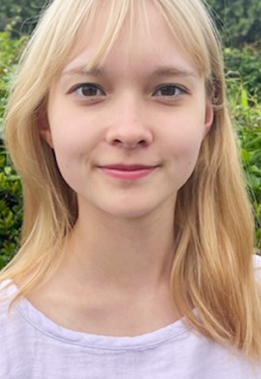 Julia T.