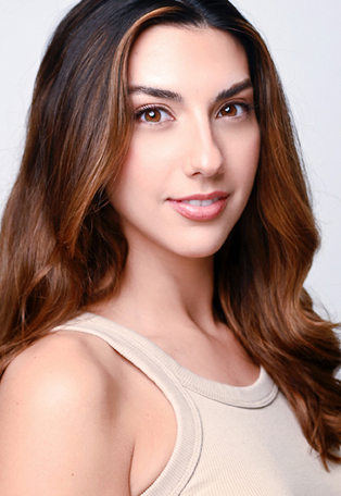 Lindsay G.